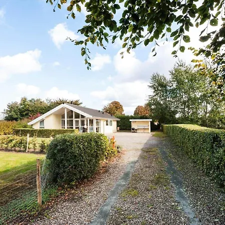 Fy206 Brenderup Fyn - Sneppevej 6 * Skovs-Hojrup